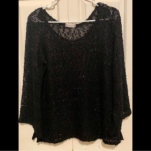 Médium black sweater with cute sequin details woven in the sweater
